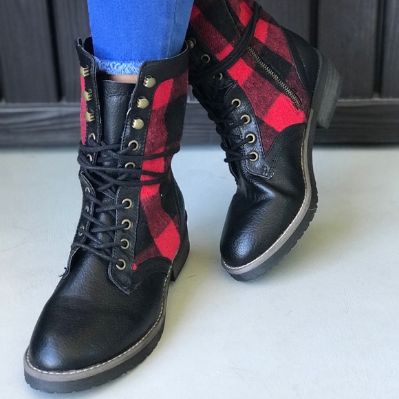 Red Plaid Flannel Lace Up Combat Moto Boots - Picture 8 of 8
